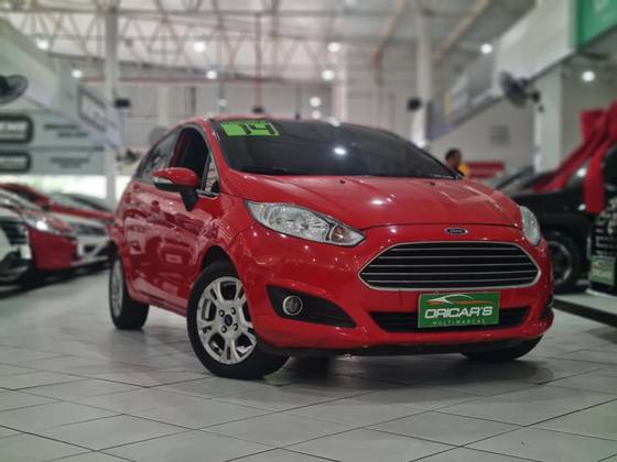 FORD FIESTA 1.6 SE HATCH 16V FLEX 4P POWERSHIFT